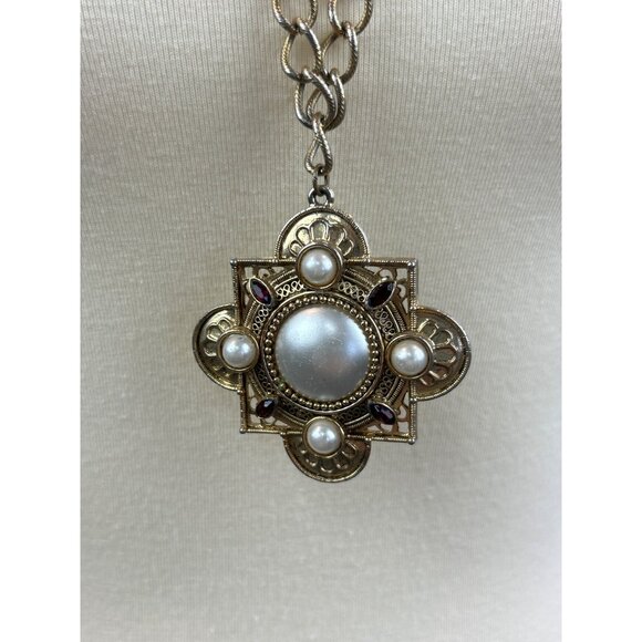 Vintage Medallian Goldtone Necklace With Faux Pearls Red Rhinestones Statement - Picture 2 of 9